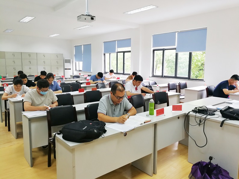 香港宝典全年资料大全2024